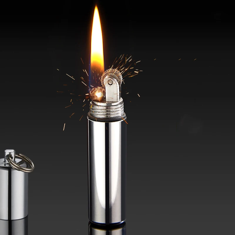 Unial Mini Compact Kerosene Aansteker Sleutelhanger Capsule Benzine Aansteker Opgeblazen Sleutelhanger Benzine Aansteker Outdoor Gereedschap