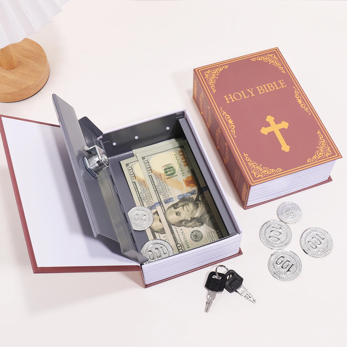 Hucha con forma de libro vintage con llave, caja de ahorro_voghion.com