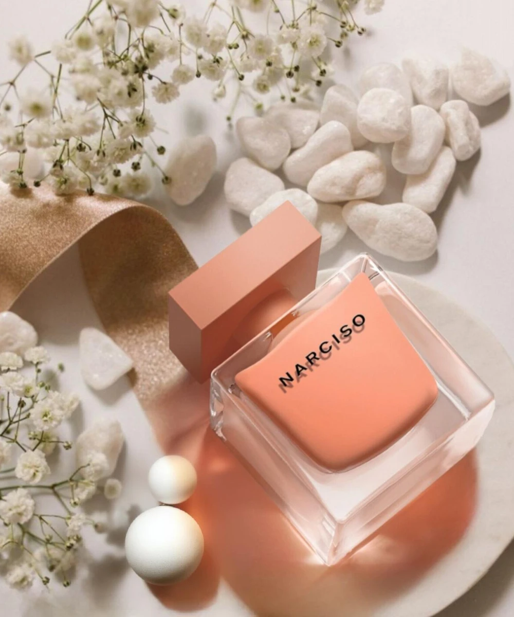 Luxury Refillable Perfume Bottle and Gift Box – Crystal Glass Spray Container with Weig... - SKU PGBB0946 - UGI Packaging