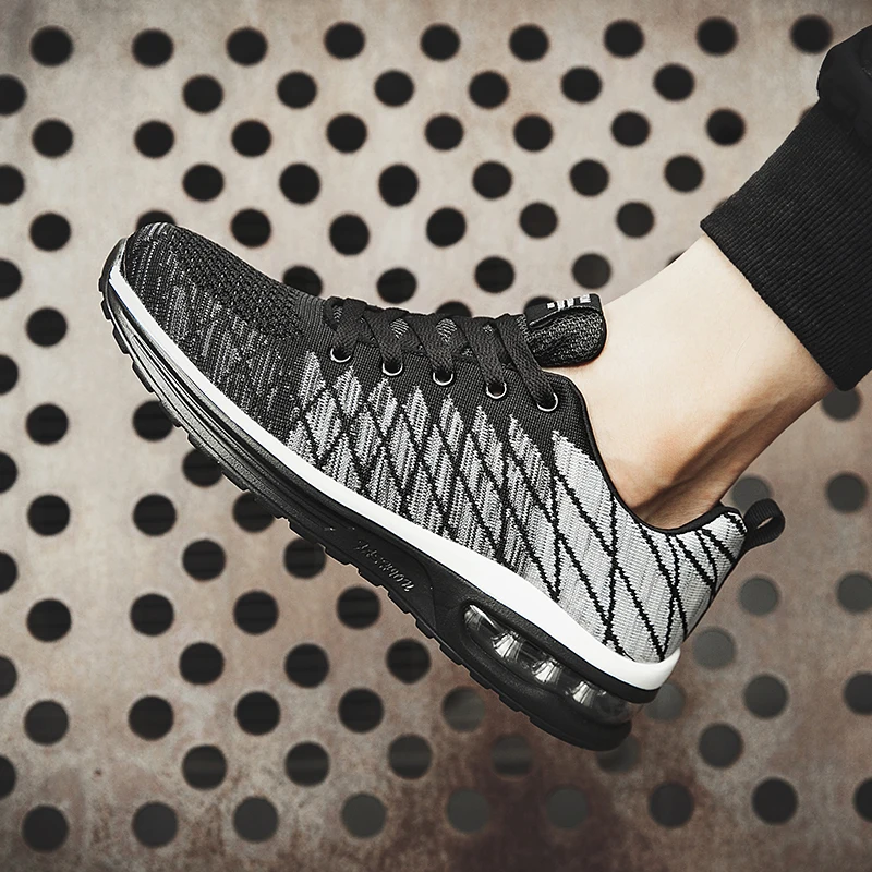 Couple Sports Shoes Fashion Breathable Running Shoes Male Casual Shoes Lightweight Women Sneakers Athletic Footwear Trainers
