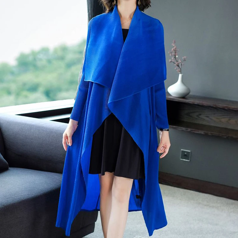 2024 autumn new pleated women's windbreaker long cape jacket large fashionable women's clothing  long coat women