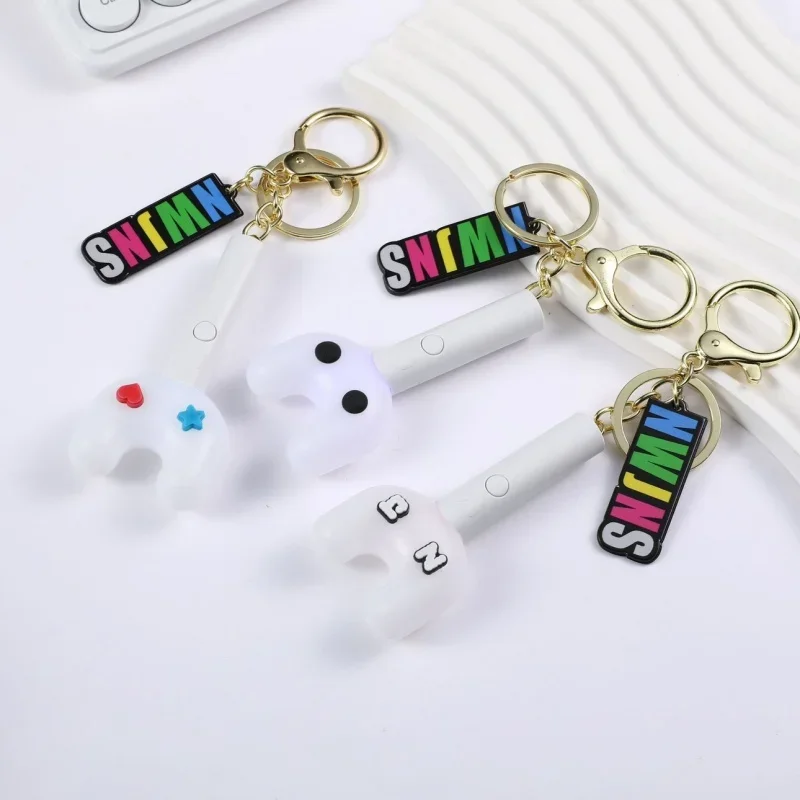【単品購入可】　kpop ミニペンライト キーホルダー　セット売り Sd6e4bd5c1f71498888cb211778465