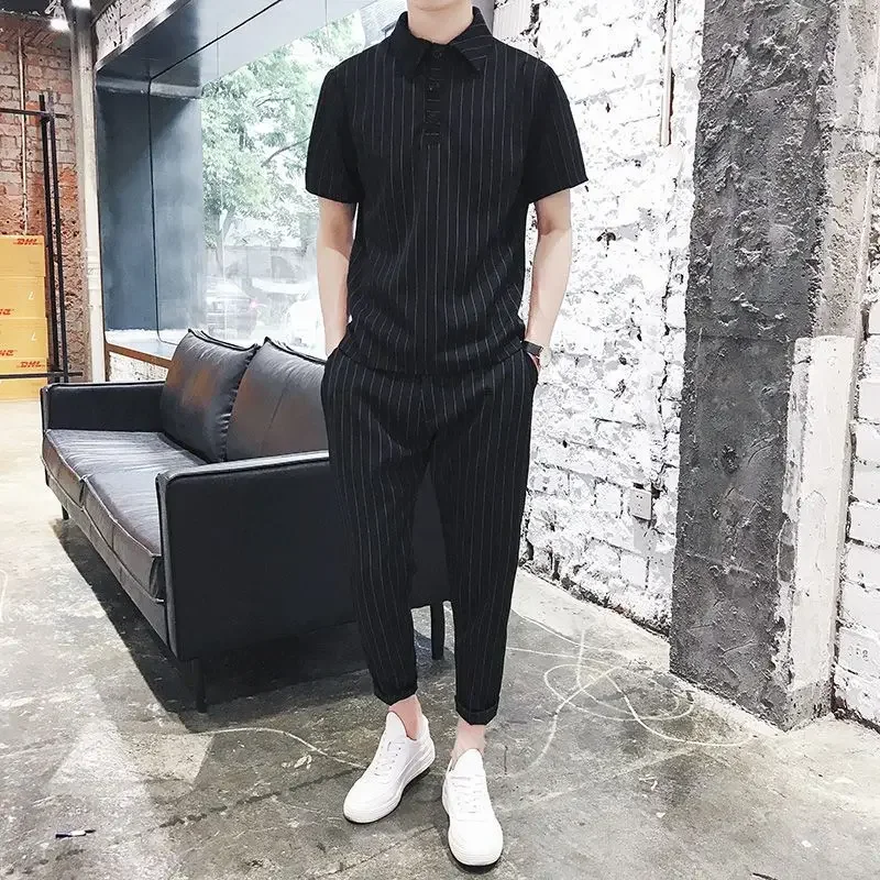 thumbnail image 1 of Conjunto de pantalones negros para hombre, lisos, sin logotipo, para entrenamiento, camisetas, pantalones, trajes para hombre, corte ajustado, XL, dos piezas, estilo coreano 2024, elástico, 1 of 5