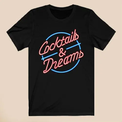 

Мужская черная футболка с принтом "коктейли и мечты"