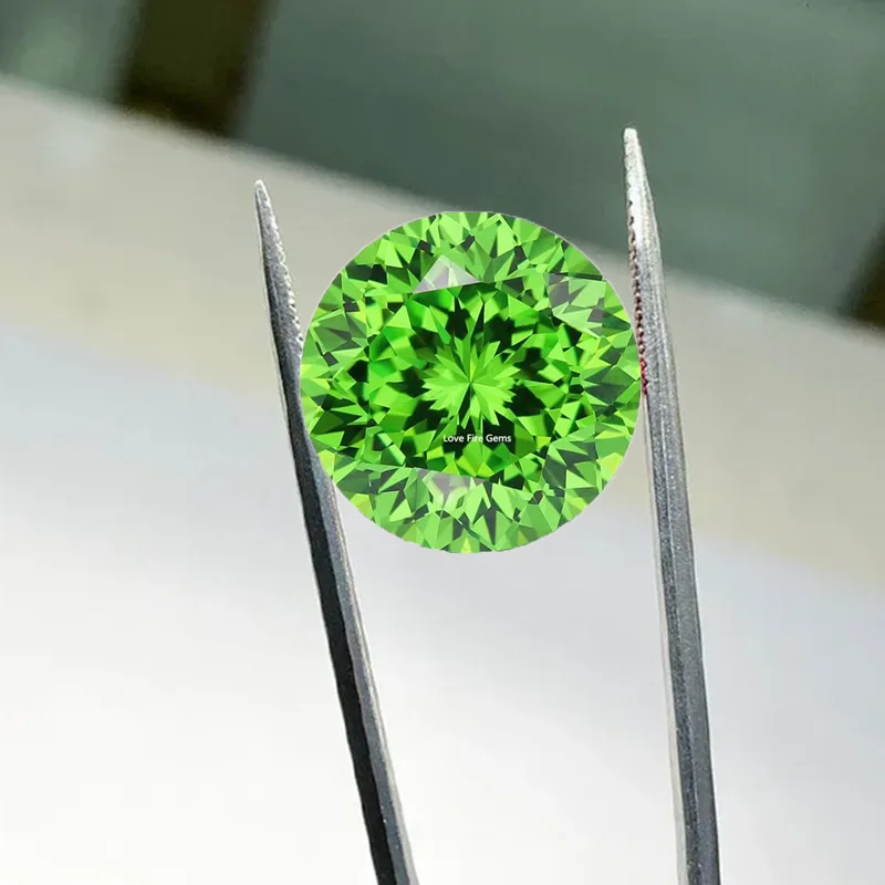 Brilliant Tsavorite Green Emerald Gemstone Round Cut 11.0mm 5.0 Cts VVS