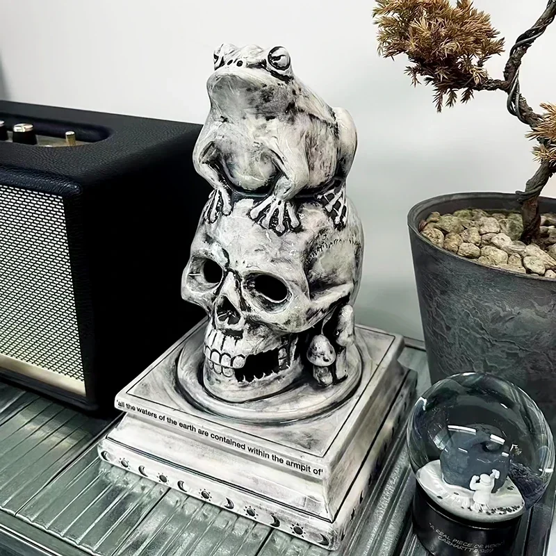 NEIGHBORHOOD Frog Skull Incense Burner, NBHD THE GREAT FROG Retro Aromatherapy Burner, Creative Ornaments, Birthday Gifts - Image 3