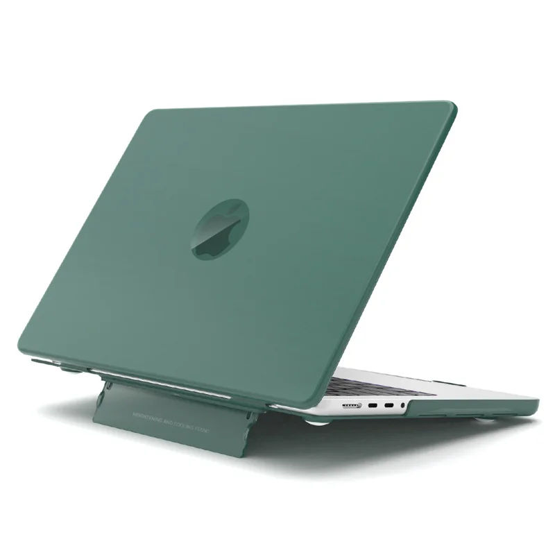 Sleek Protective Laptop Case - Durable & Stylish Cover