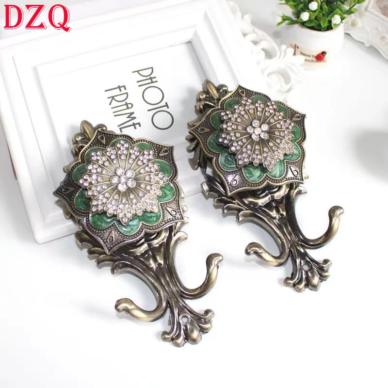

2 Pieces European Retro Exquisite Metal Diamond Curtain Hooks Chinese Beading Flowers Wall Hooks Window Curtain Accessories#A167