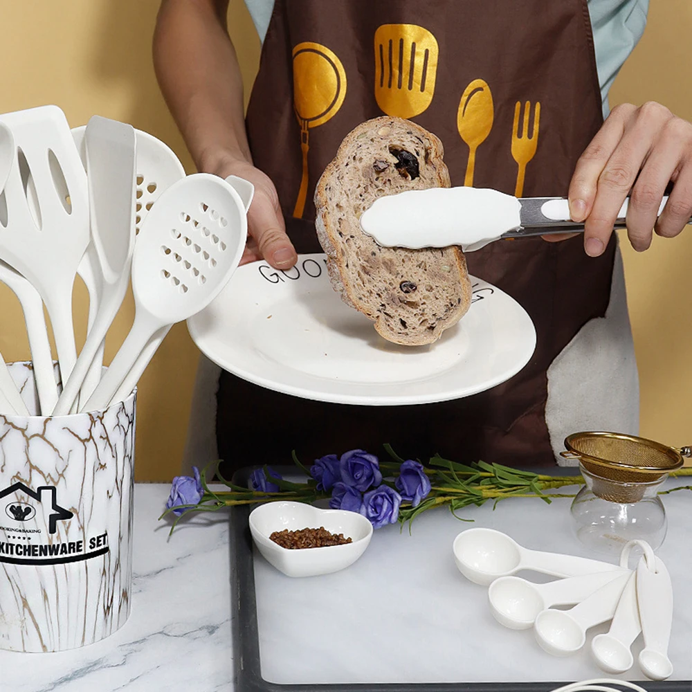 https://ae01.alicdn.com/kf/S8d7a0c212c00431bbfaa03491cd6f091Y/18Pcs-Kitchenware-Utensils-Set-Heat-Resistant-Non-stick-Silicone-Cookware-Spatula-Egg-Shovel-Beater-Kitchen-Cooking.jpg