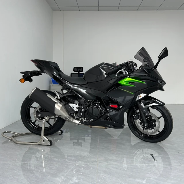 オートバイのフロントガラス、風防バッフル、風防デフレクター For オートバイのフロントガラス、風防バッフル、風防デフレクター For