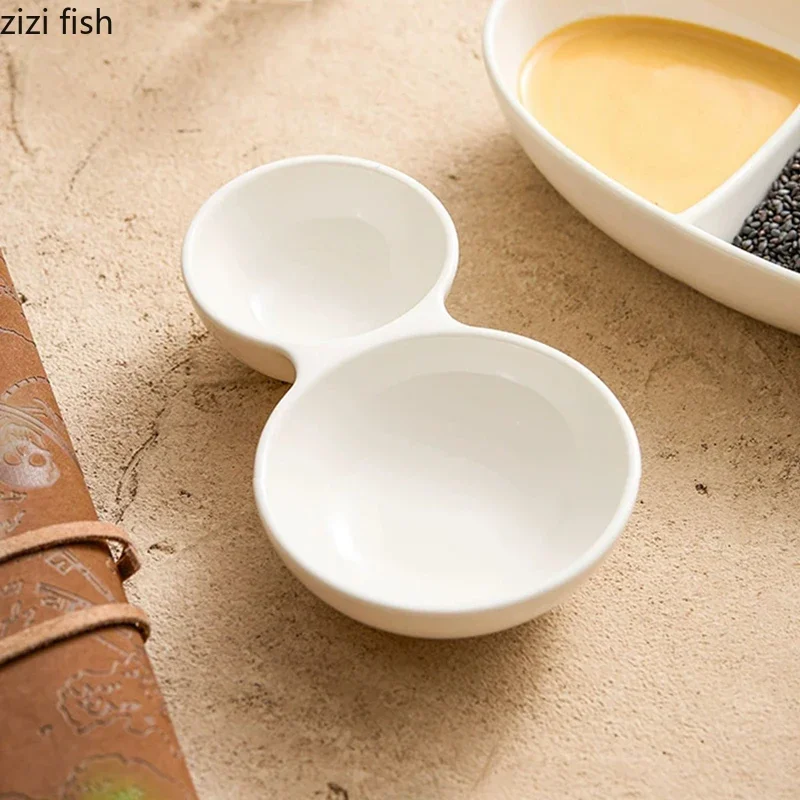 Pure White Ceramic Double Grid Plate Sauce Vinegar Seasoning Plate Appetizer Snack Plates Restaurant Creative Tableware