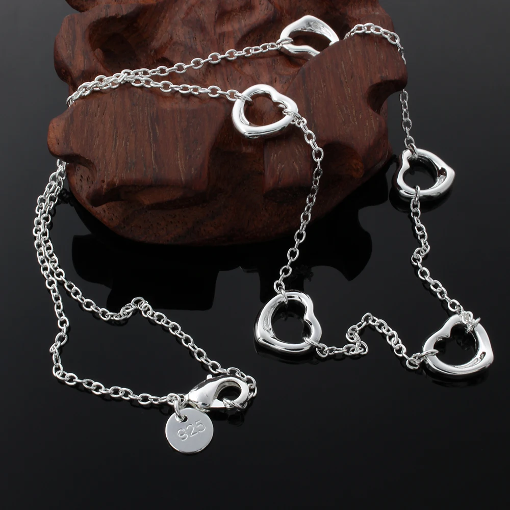 Женское колье из серебра 925 пробы