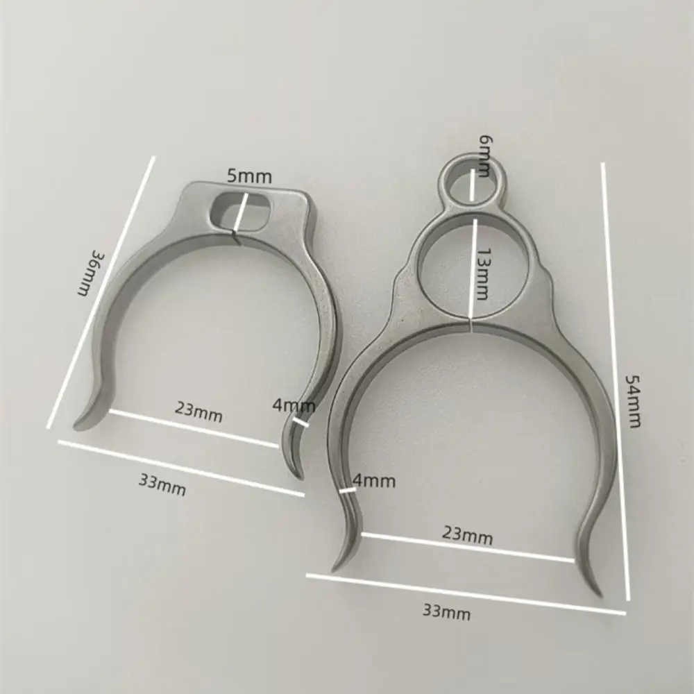 High Quality Light Convenient Titanium Alloy Buckle Durable Grey Outdoor Kettle Hanger Sports Bottle Hook Outdoor Tools