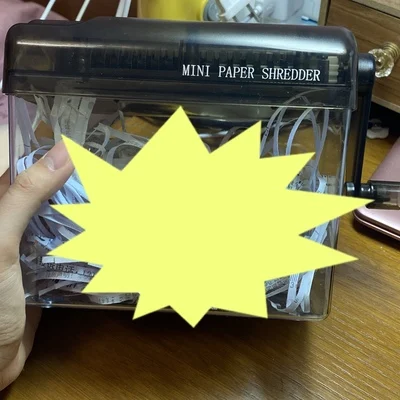 Mini Paper/Photo Cutters (4 Colors)