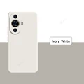 Lvory White