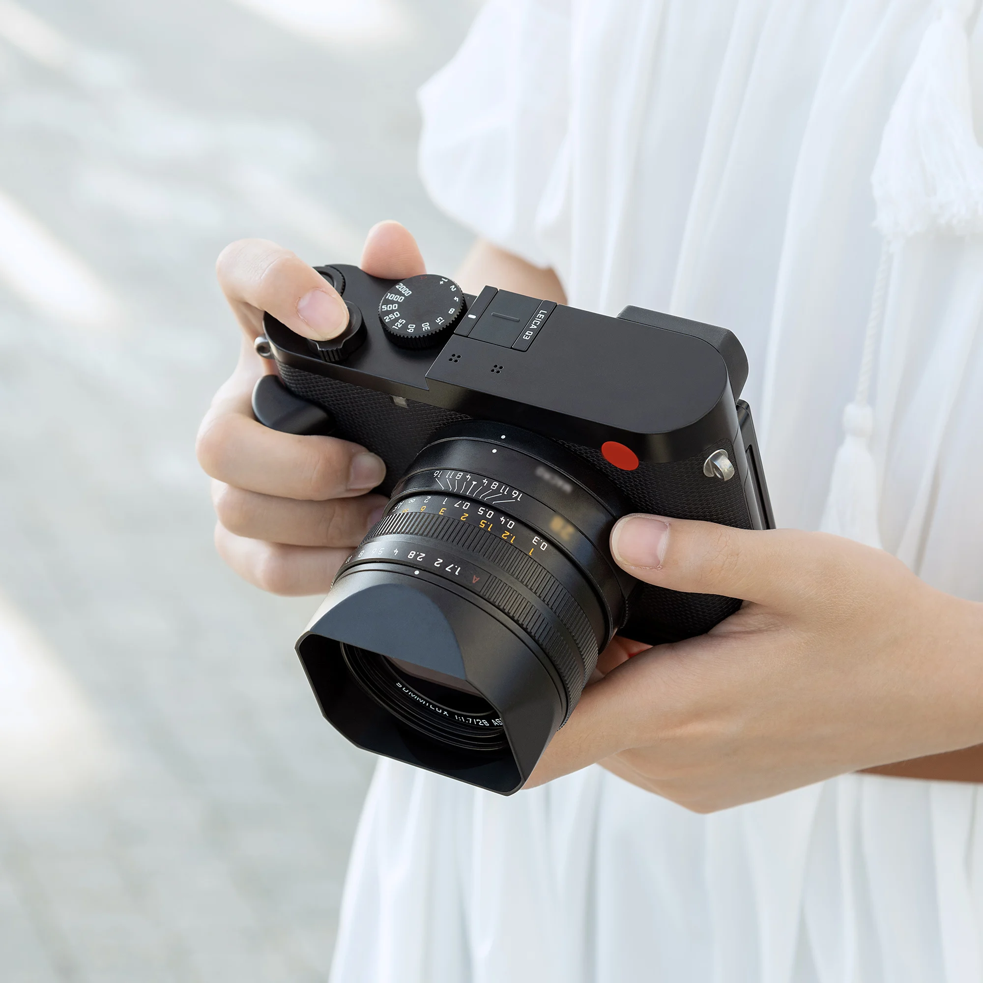 Leica Q3 Acessórios, Câmera com um 1