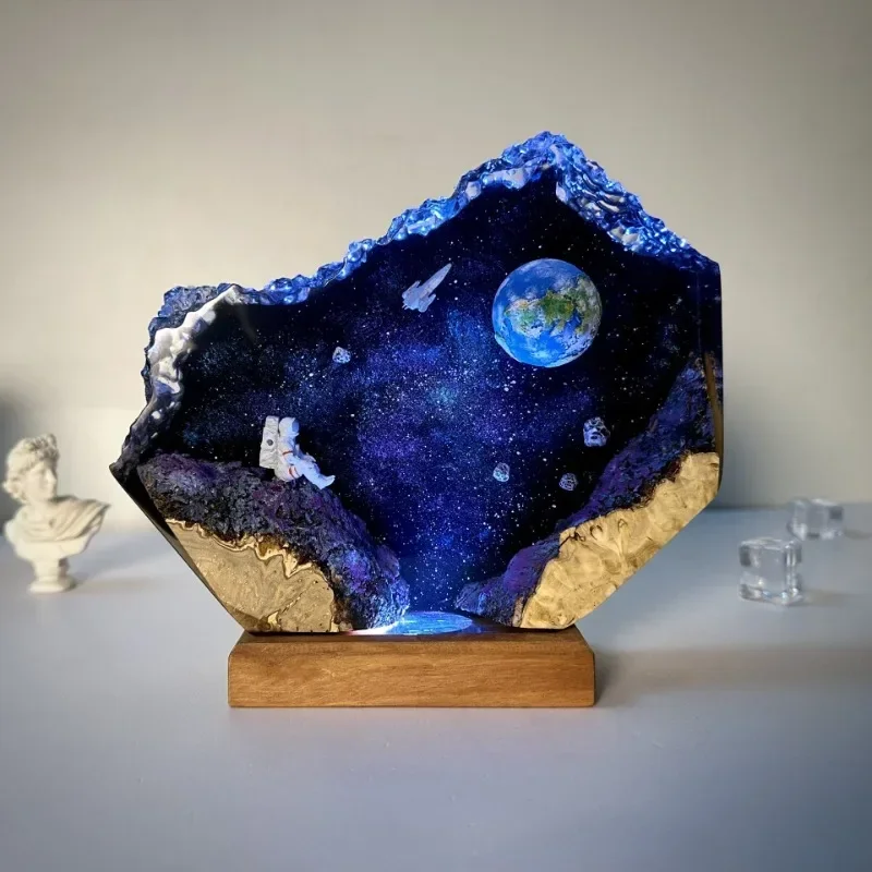 

HOT Organism Resin Table Light Creactive Art Decoration Lamp space night light galaxy night light astronaut rocket USB Charge