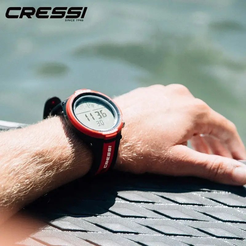 Cressi-水中ダイブコンピューター,フリーダイビングスキューバtech,水中スマートウォッチ,シングルインターフェイス付きの4つの術後モード