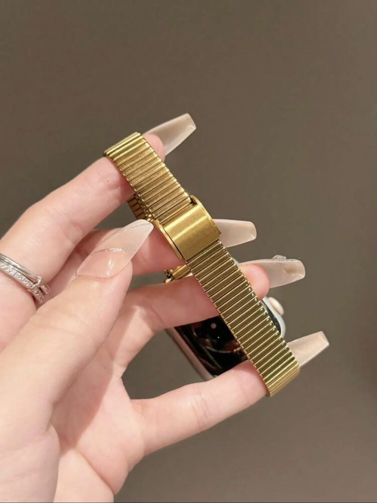 รูปสินค้า สายนาฬิกาข้อมือสุดหรู สำหรับ Apple Watch ผู้หญิง