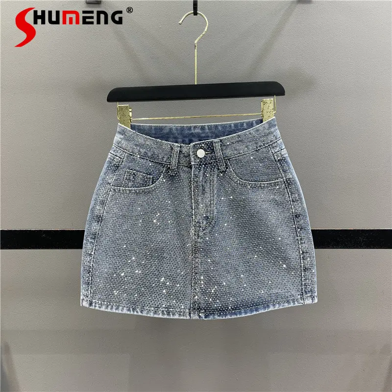 

Fashion High Waist Slimming A- Line Hip-Wrapped Skirt 2023 Summer New Heavy Embroidery Hot Drilling Short Denim Skirt for Women