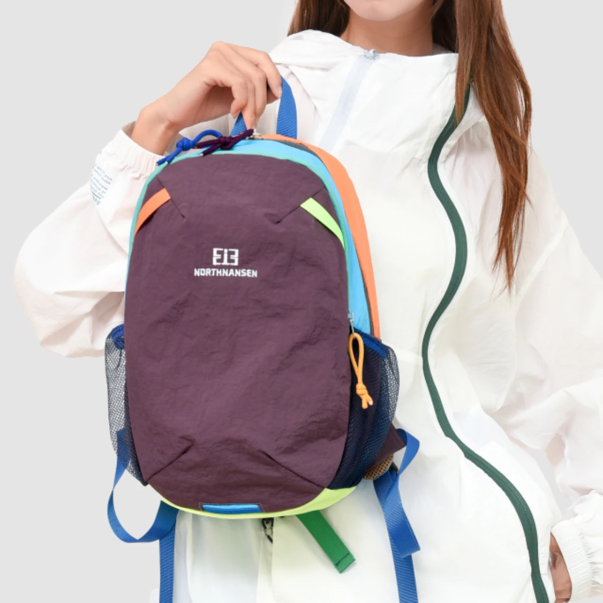 School Bag for Female Junior High School Students, Lightweight Travel Backpack, Large Capacity, Commuter Student, High-Looking and Comfortable Backpack, Outdoor Bag, Fashionable Contrasting Colors