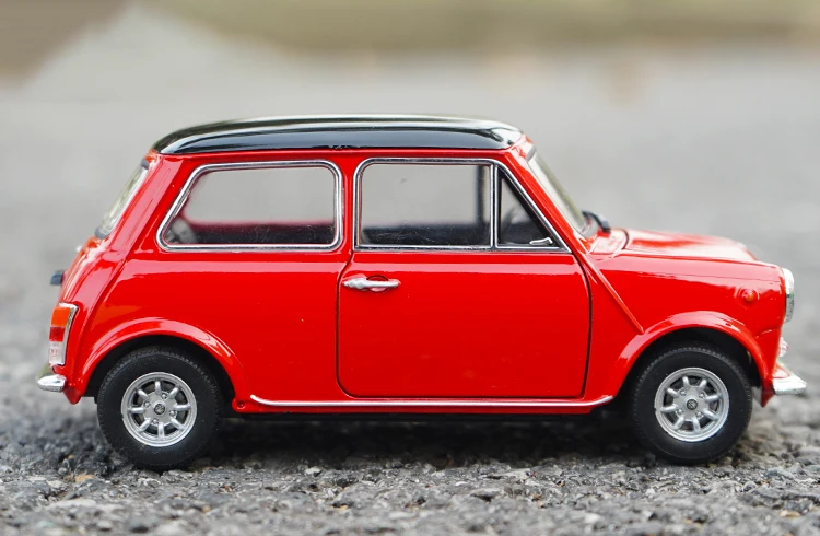 BMW MINI Cooper 1300