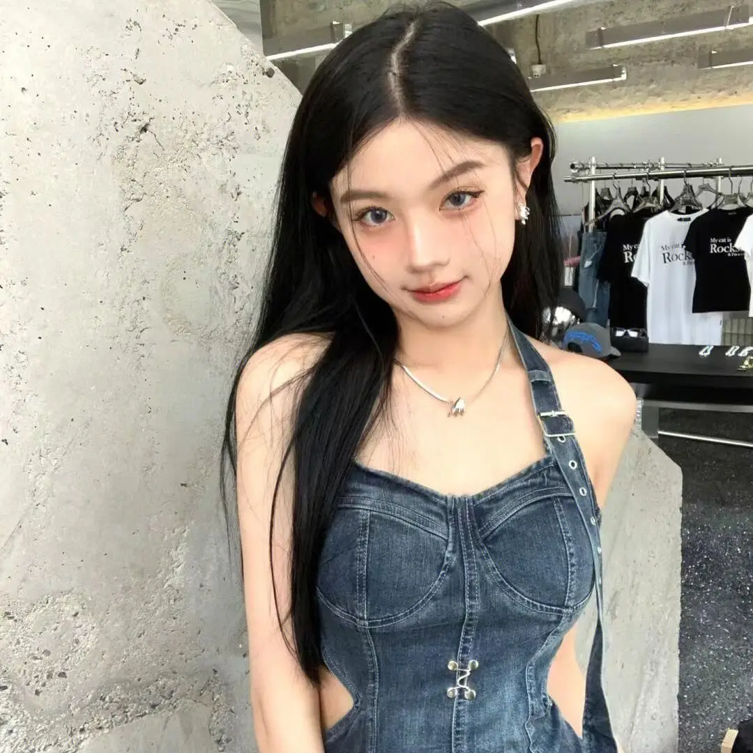 

Sexy Spe Girl Sho Drs Deni Bag Ar Ski Sing Epty Hanging Ne Stls Svels Suer Ne odels