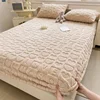 Warm Velvet Fitted Bed Sheet With Elastic Band Heart Mattress Protector Cover Taffeta Bedspreads for Single Double Bedsheet 5