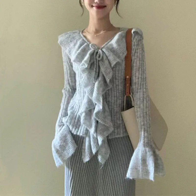 

Elegant Vintage Women Knitted Cardigans Female Slim V Neck long Flare Sleeve Ruffles Sweater Tops