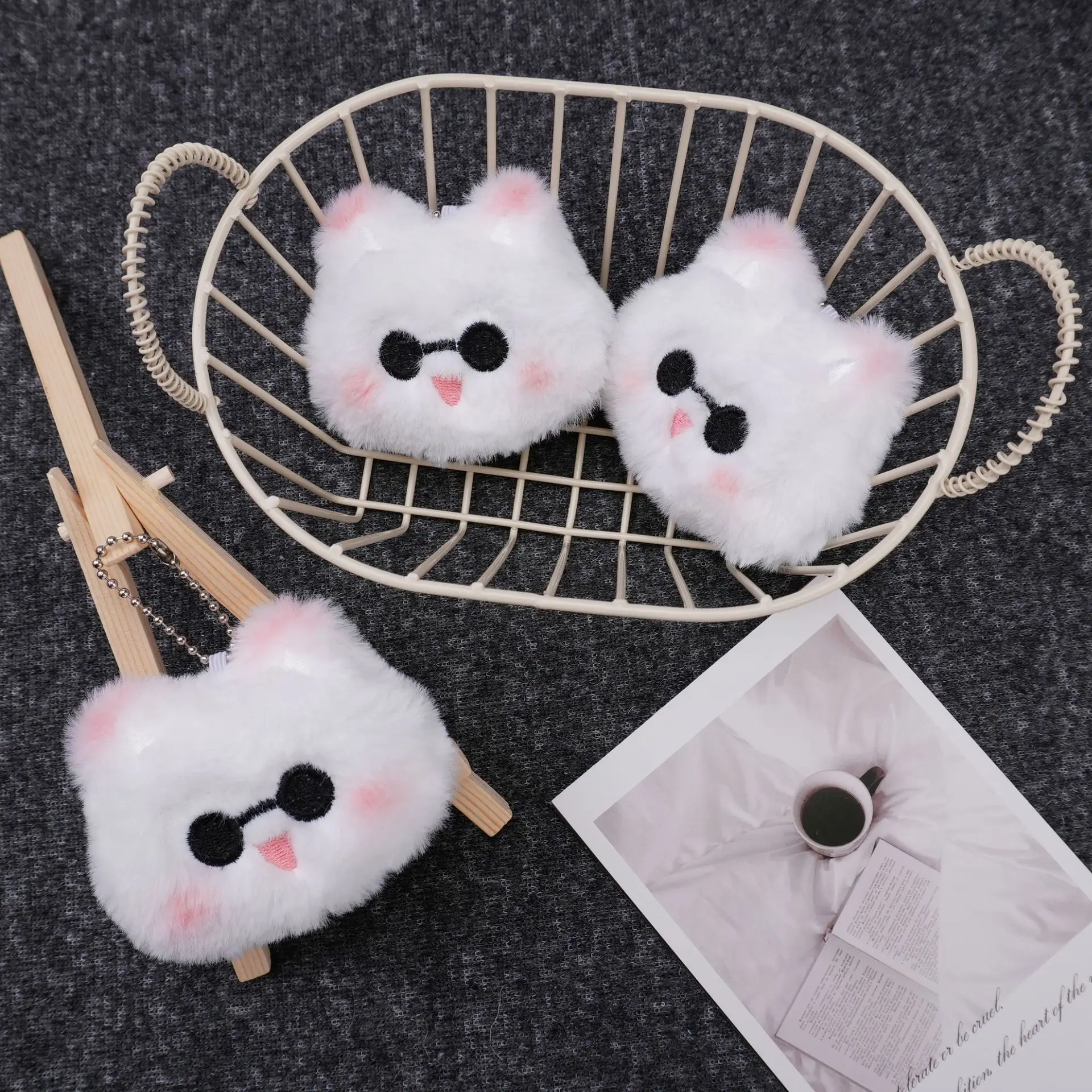 Plush keychain Anime JK Gojo Satoru Plush Keychain Cosplay White Cat Cosplay Gojo Pendants Backpack Key Ring Halloween Party Decoration