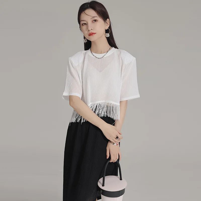 

Летняя Лидер продаж, классическая женская футболка с коротким рукавом и бахромой, черный вязаный Топ с круглым вырезом