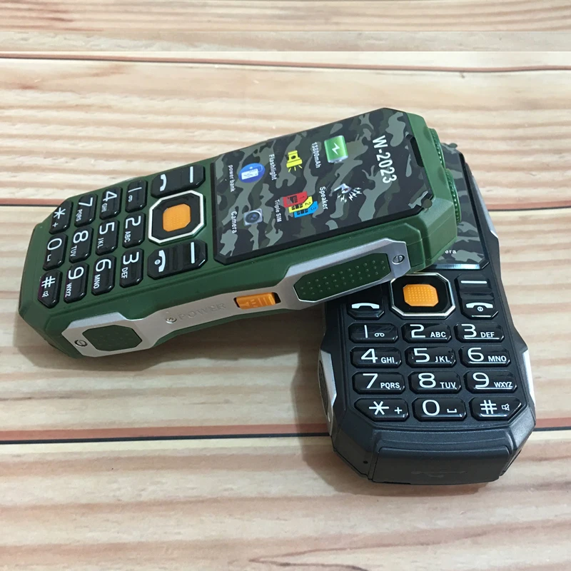 3 Sim Card Power Bank Mobile Phone, 2.4 Inch, 5800mah,2G GSM,Push Button,Dual Flashlight,Wireless FM,BigHorn Dustproof CellPhone 2