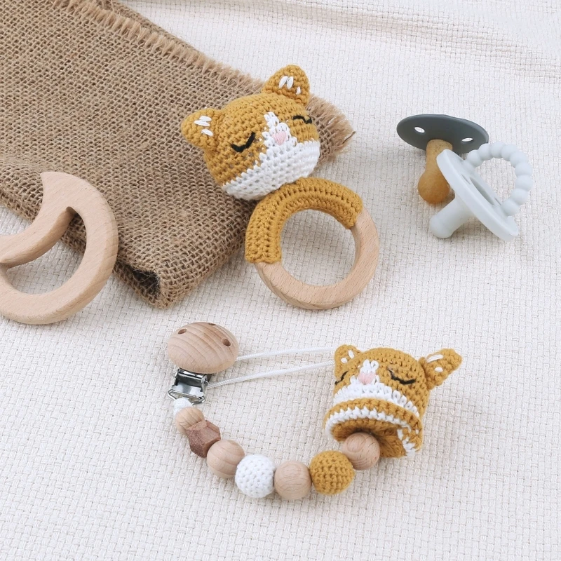 Crochet Cartoon Animal Baby Rattle Wooden Ring Handhold Newborn Rattle Toys Handmade Pacifier Clips Kids Educational Toys