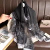 Outdoor Sunscreen Shawl Women's New Luxury Print Bandanna 185 * 130cm Fashion Style Silk Scarf The Four Seasons Muslim Headcloth 4