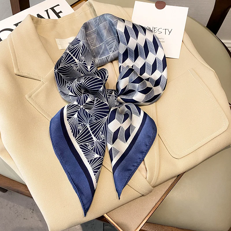 Four Seasons 70X70CM Kerchief Print Small Silk Scarves Fashion Style Sunscreen Headcloth Popular Beach Travel Square Scarf