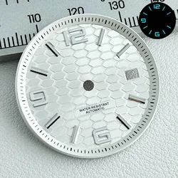 High Quality Men's Silver Case Watch with Sapphire Crystal and Full - body Mirror Dial - No logo (10 White)