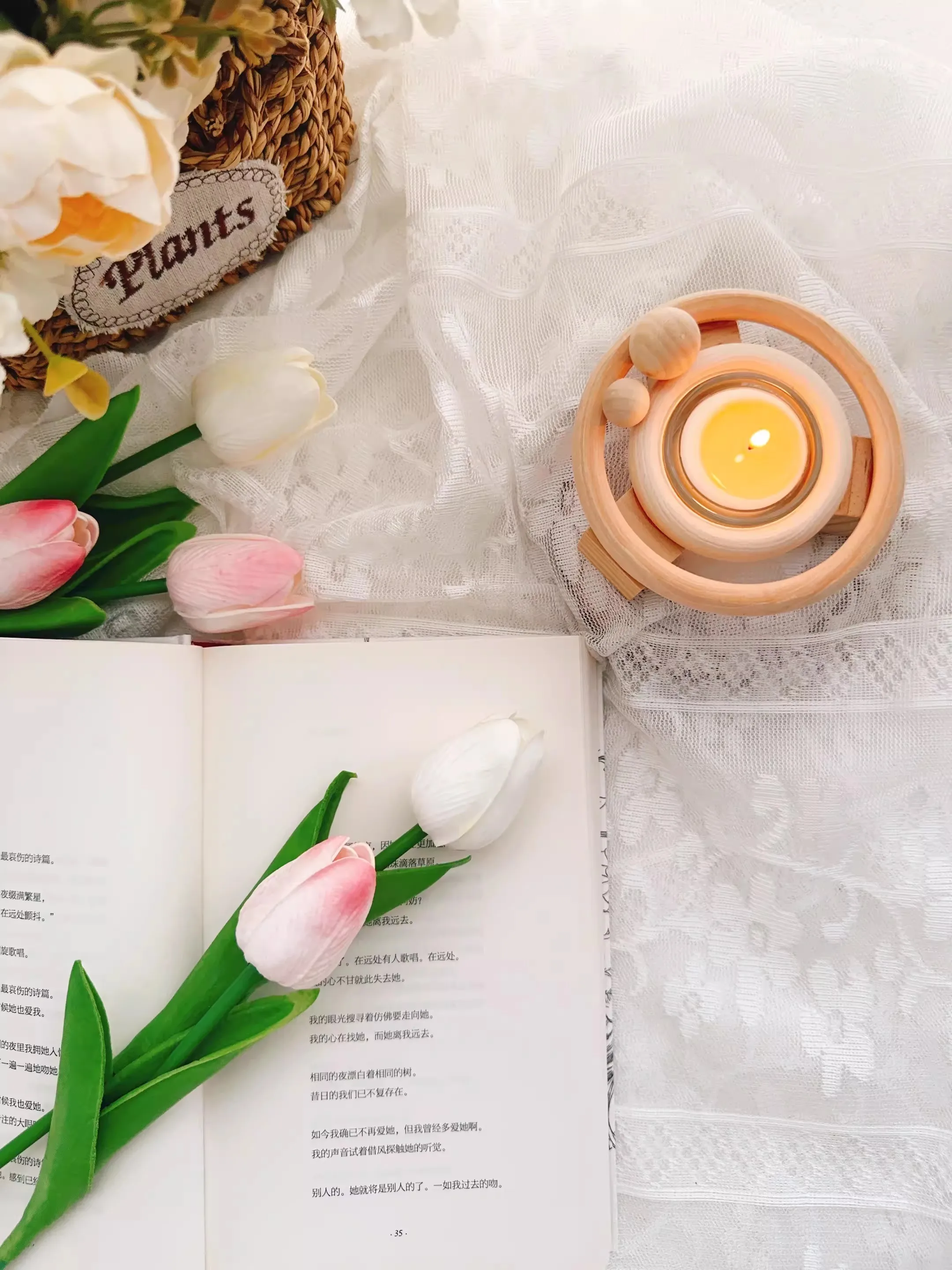 Solar System Creative Wax Aromatherapy Candles Holder Bedroom Decoration Atmosphere Ornaments Girls' Birthday Gifts Candlestick
