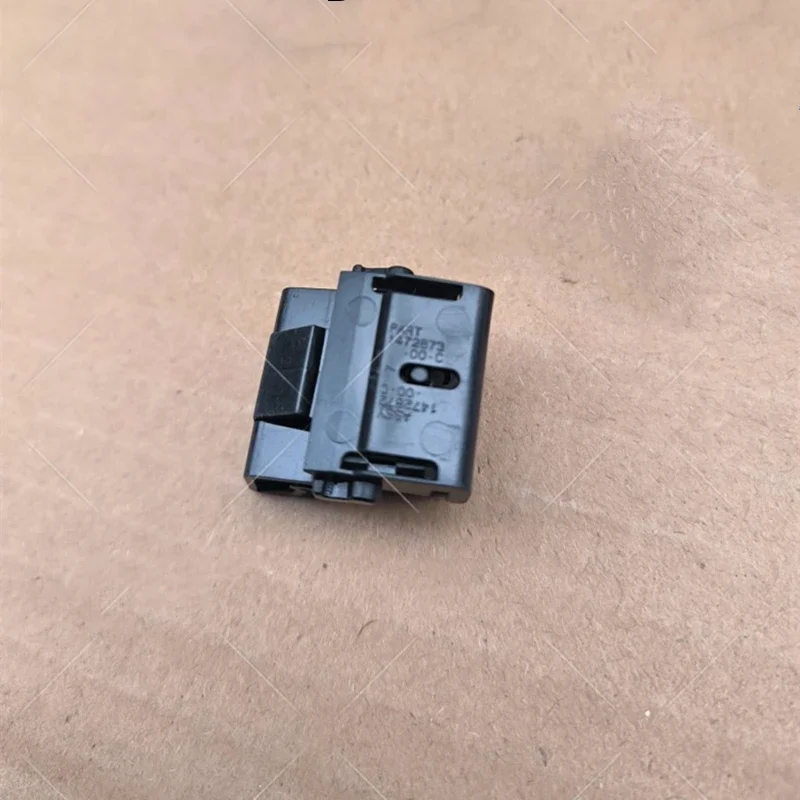 

Передний зажим для багажника Tesla Model 3, модель Y