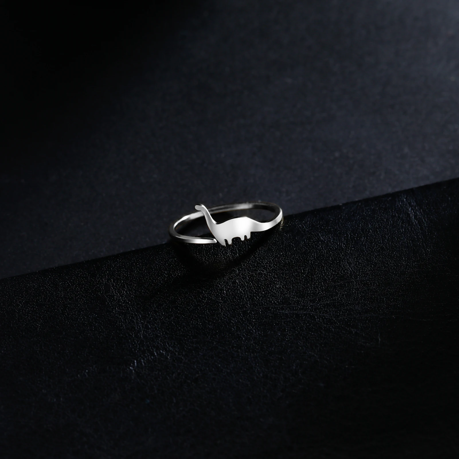 Cazador Verstellbarer Dinosaurier-Ring aus Edelstahl, niedlicher Brachiosaurus, offene Ringe für Frauen, Tierschmuck, Geburtstagsgeschenk im Großhandel – Detail 11