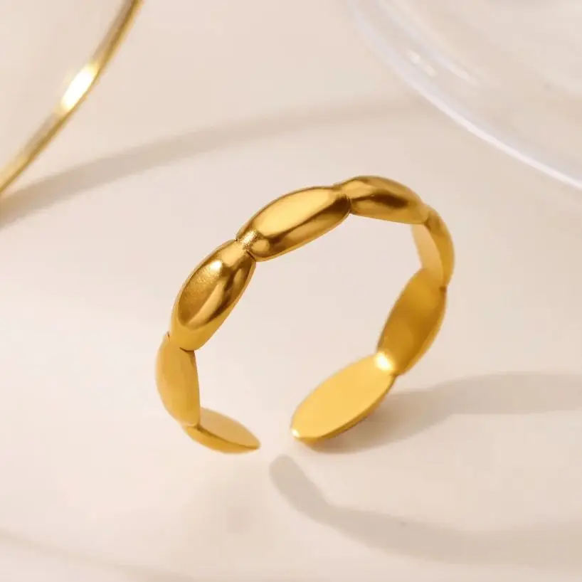 Fashion Mobius Rings Women Geometric Adjustable Wedding Valentine Gift