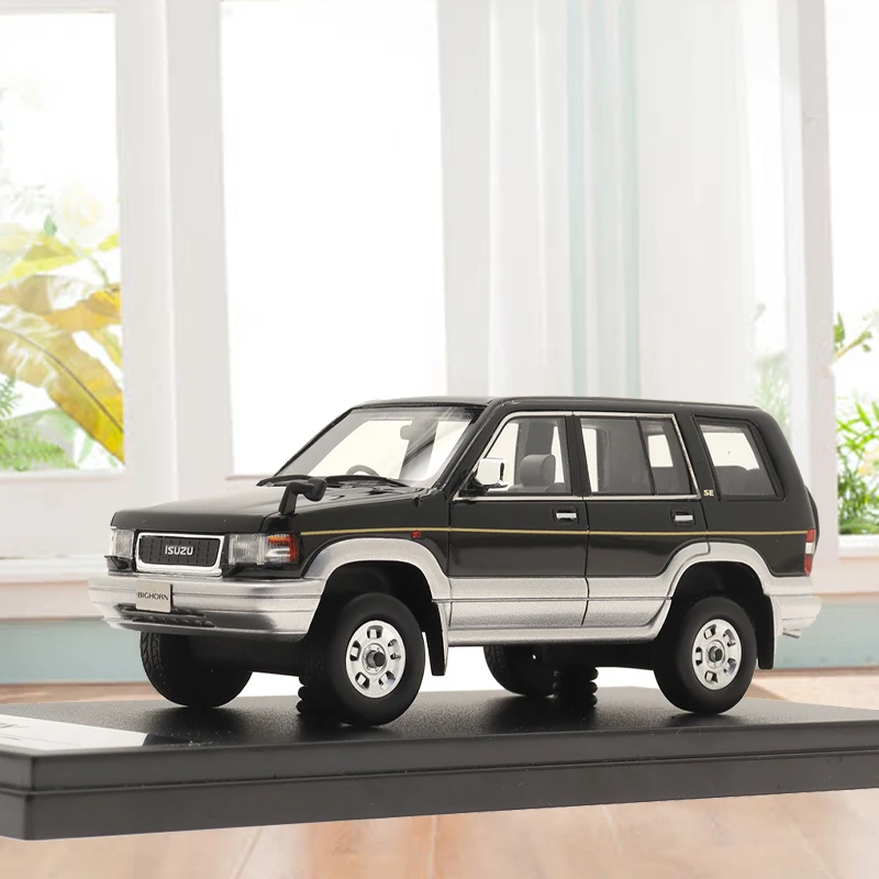 Isuzu Bighorn ミニカー 1/43 ハイストーリー 1/43 いすゞ ビッグホーン (1993) カスタマイズ