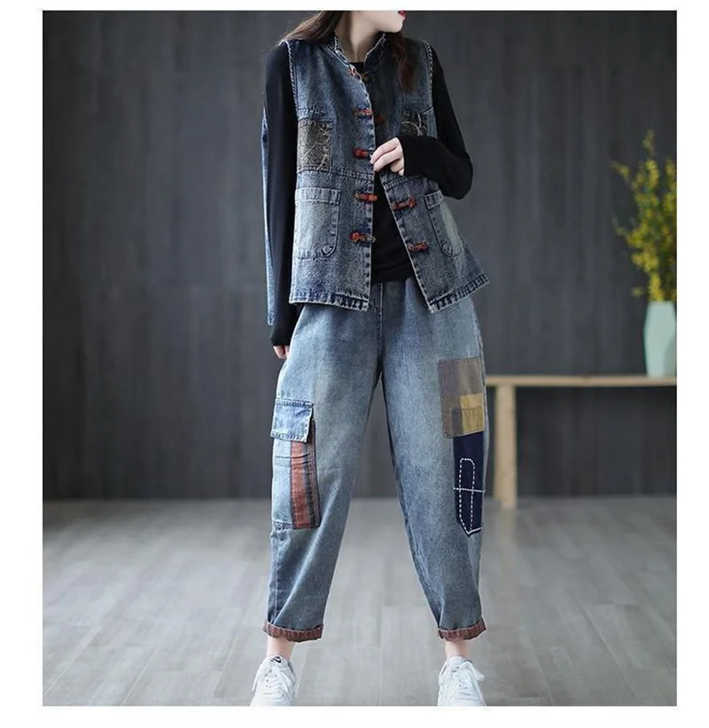 2022 New Women Denim Vest Jacket Fashion Korean Vintage Sleeveless Plus Size Casual Denim Coat Office Lady Jean Waistcoat Female long green puffer coat