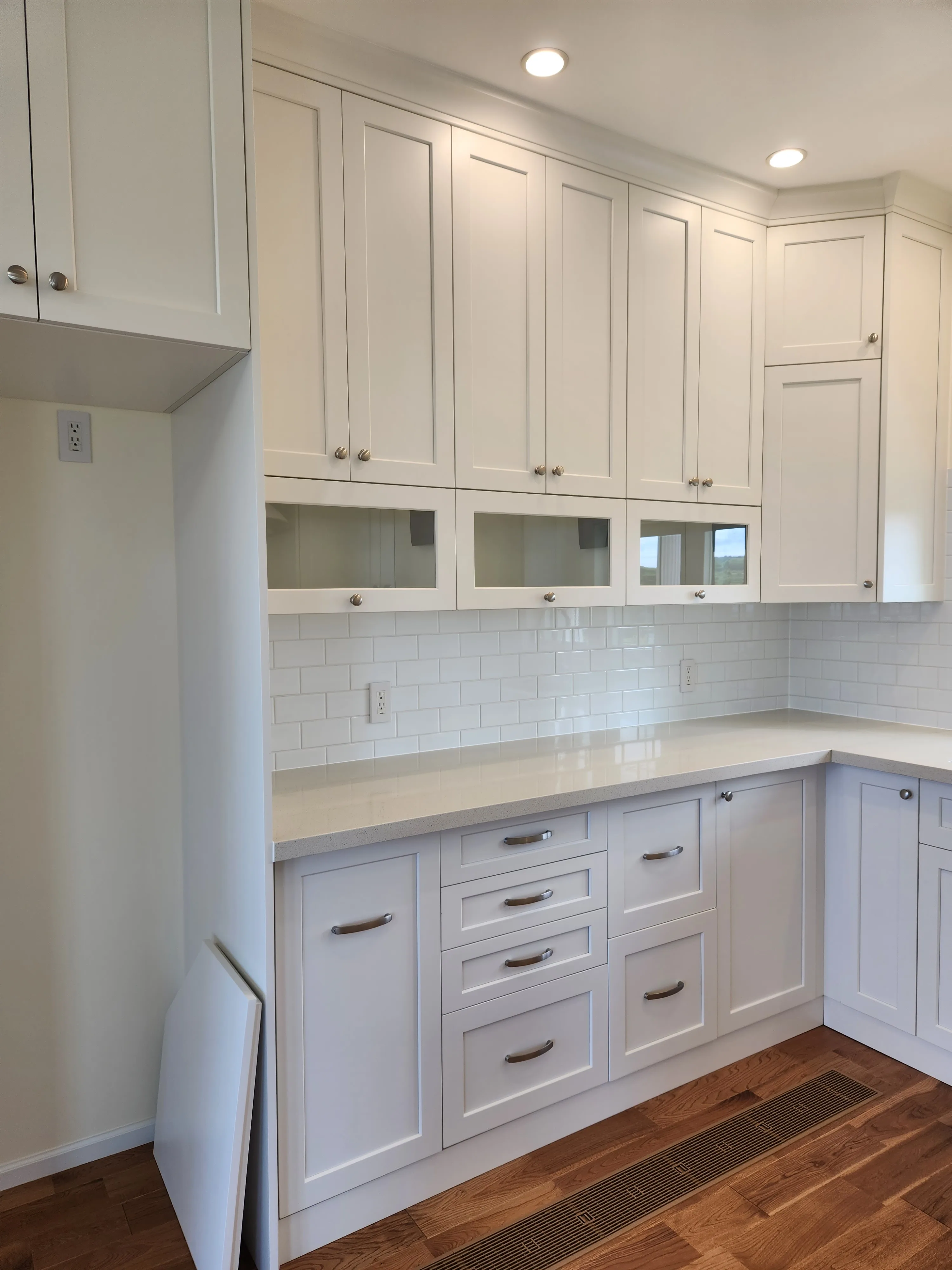 French inspired traditional kitchen Paramus, NJ | WL Kitchen \u0026 Home, image size:3000x4000