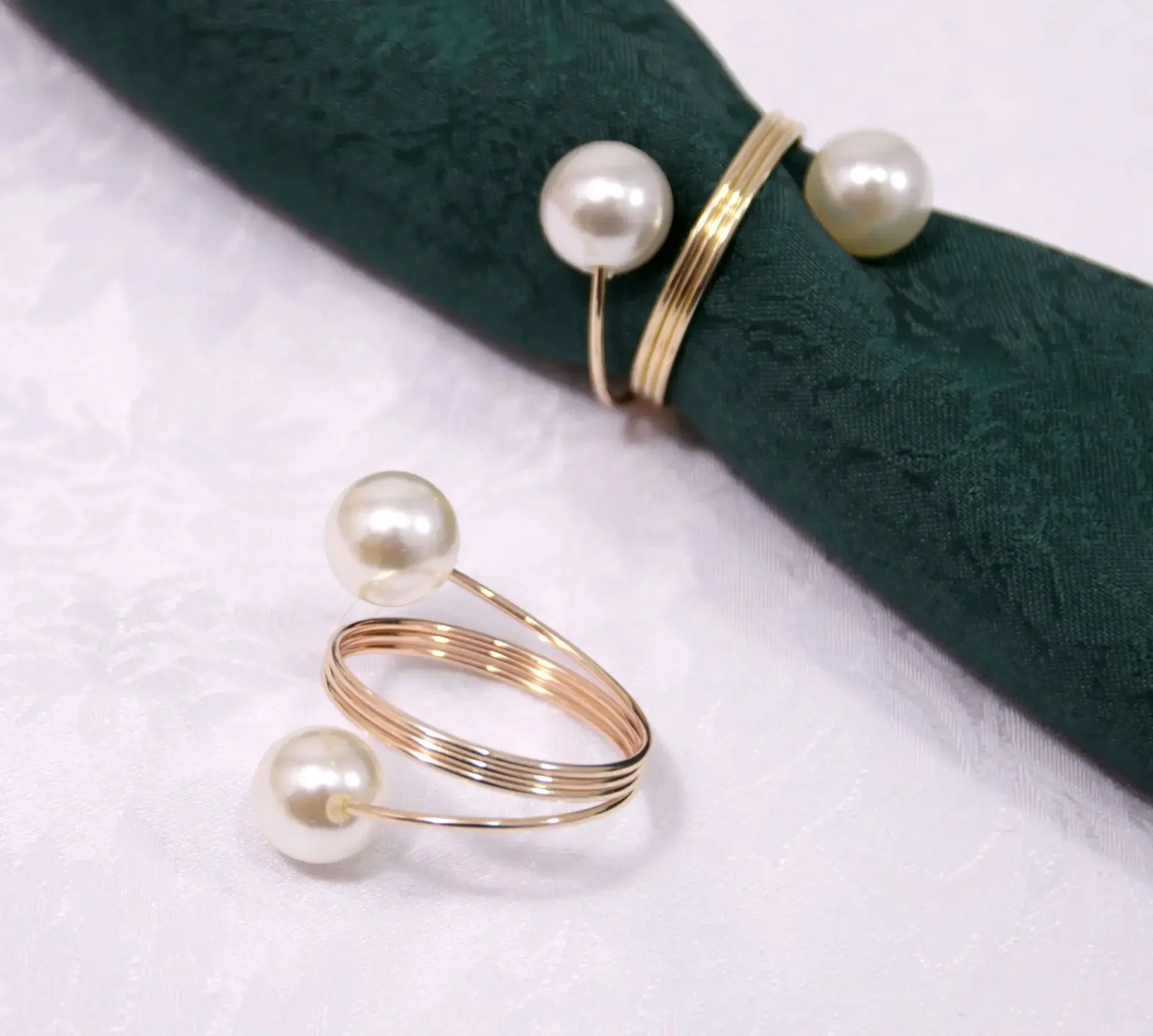 Napkin Ring 12PCS Pearls Napkin Rings Wedding Serviettenring U-Shaped Highlighted Napkin Holders for Dining Room Family Dinner Table Decor