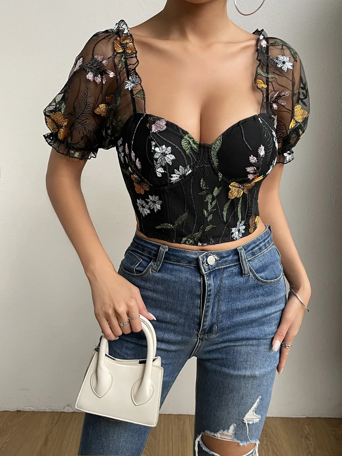 

Sexy Embroidery Bubble Sleeve Corset Bustier Mesh Tank Tops Women Slim Fit V Neck Summer Backless Short Sleeve Sexy Cropped Top