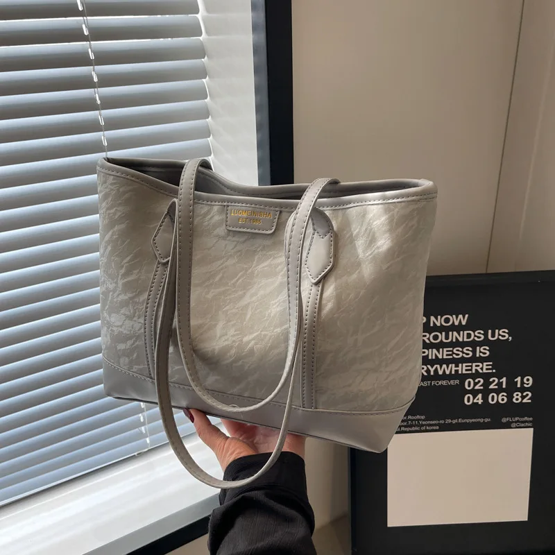 Versatile Large Capacity Commuter Women's 2024 New Fashion Tote Premium Shoulder Bag