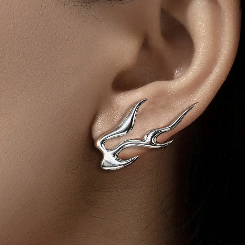 Personalized Men's Punk Jewelry Dynamic Flame Earrings Elegant Women's