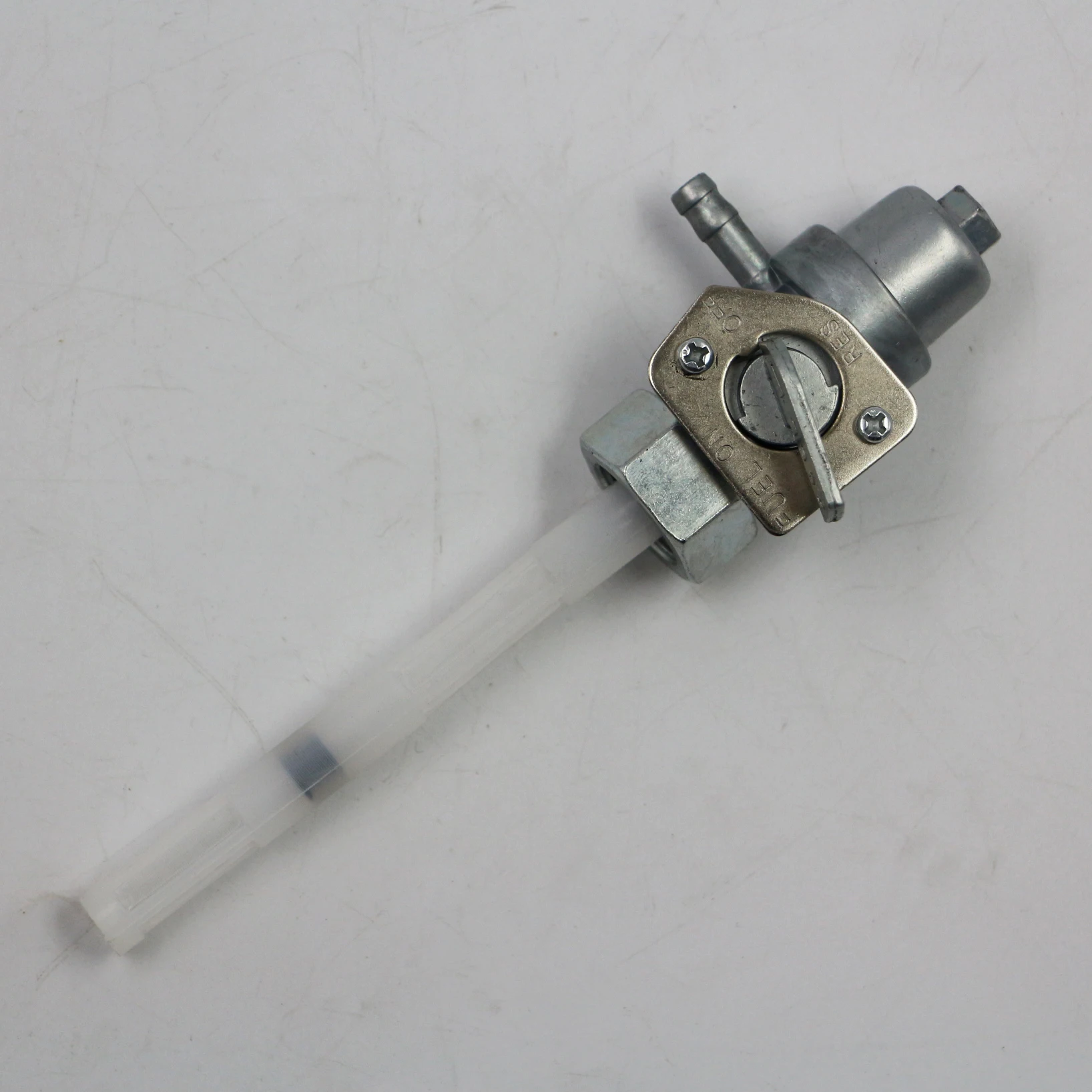 Fuel Gas Tank Switch Valve 18 x 1.0mm Petcock for Honda XL250R XL350R XL500R XL600R GL650 XR650L FT500 XL 250R 350R 600R GL XR