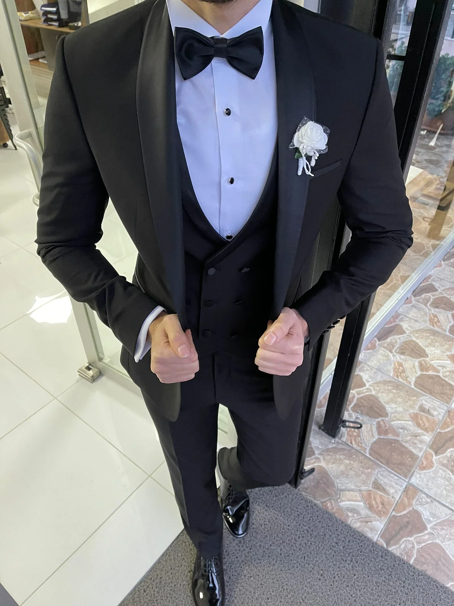 2023 New Arrival Male Wedding Suits Slim Fit Shawl Lapel 3 Pieces Formal Best Men Groom Wear Wedding Tuxedos Trajes De Hombre 3