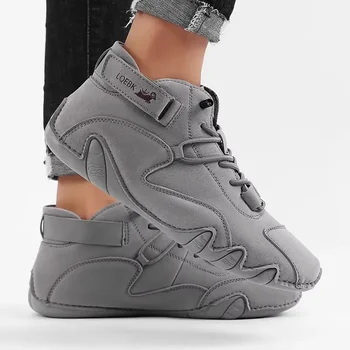 جديد 2025 الرجال ريترو تصميم أحذية رياضية الرجال في الهواء الطلق جلد غير رسمي تنفس مريحة الصيف الساخن بيع حذاء من الجلد المسطح 2